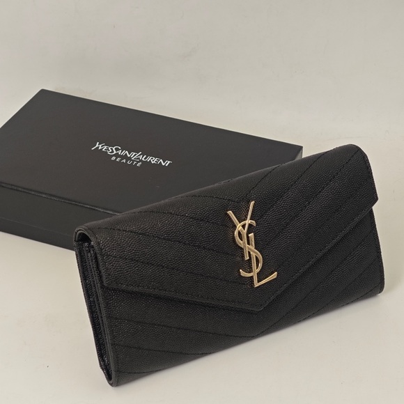Yves Saint Laurent Quilted Black Wallet with Gold Emblem - Picture 2 of 7